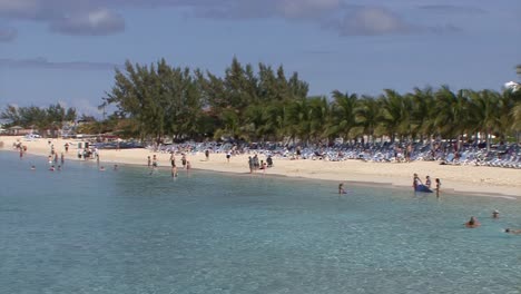 People-at-the-beach-in-Grand-Turk,-Turks-and-Caicos-Islands