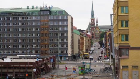 Varmlandsgatan-E-Histórica-Iglesia-Oscar-Fredrik,-Calles-Urbanas-De-Gotemburgo-En-Suecia