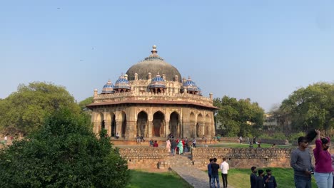 Isa-Khan-Niyazi's-Tomb-,-an-octagonal-tomb-known-for-its-sunken-garden-was-built-for-a-noble-in-the-Humayun's-Tomb-complex