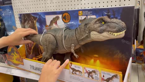 Tyrannosaurus-Rex-dinosaur-toy-from-the-new-Jurassic-World-Dominion-movie