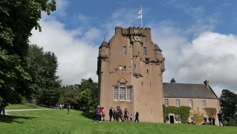 Crathes-Castle-in-nice-sunny-weather-with-visiting-tourists