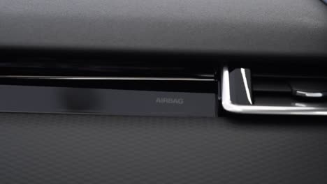 air-conditioning-and-airbag-outlet-for-land-rover-velar,-modern-range-rover,-english-luxury-car