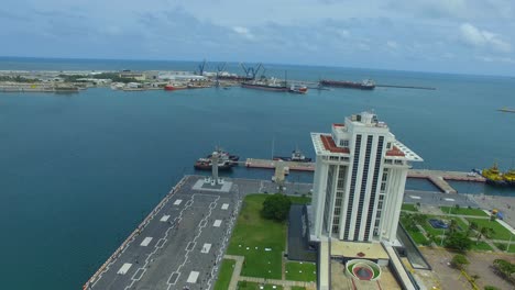 Aerial-view-with-drone-of-the-lighthouse-Venustiano-Carranza-on-Veracruz,-Mexico