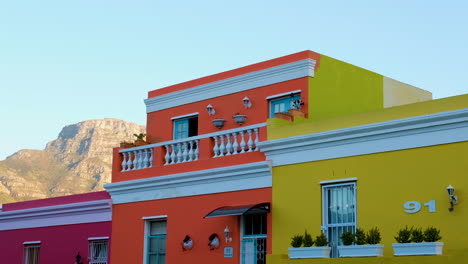 Stunning-colors-of-houses-in-historic-Bo-Kaap-in-Cape-Town,-South-Africa
