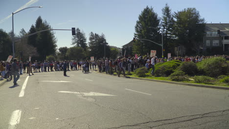 Pan-of-UCSC-COLA-Strikers-Protesting-at-UCSC-Main-Entrance