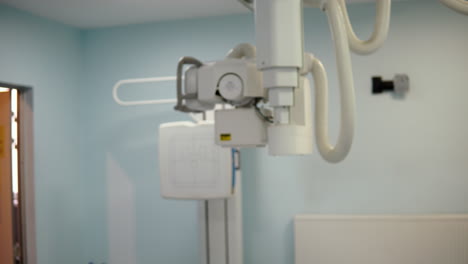 X-ray-medical-control-apparatus-machine,-rack-focus-shot
