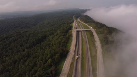 Aerial-View-Of-Interstate-75-And-Rarity-Mountain-Road-By-Mountains-In-Tennessee,-USA