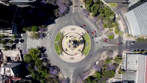 Aerial-view-of-Angel-de-la-independencia-in-downtown-Mexico-city
