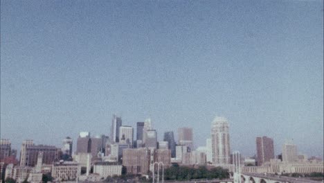 16-mm-Farbfilm-Der-Skyline-Von-Minneapolis