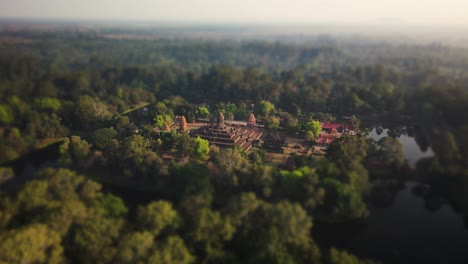 Templo-De-Angkor-Wat,-Bakong,-Efecto-De-Cambio-De-Inclinación