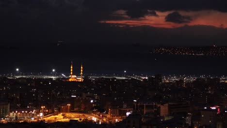 Dusk-To-Night-Timelapse-Over-Illuminated-City-Of-Istanbul,-Turkey-With-Sea-Of-Marmara-In-Background