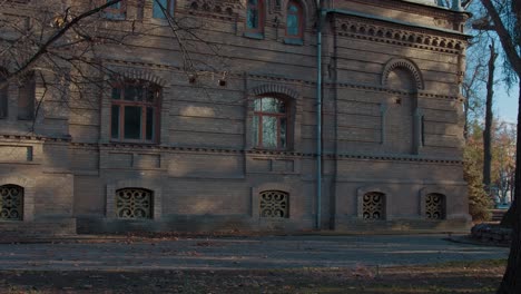 Palast-Von-Herzog-Nikolai-Romanov-In-Taschkent