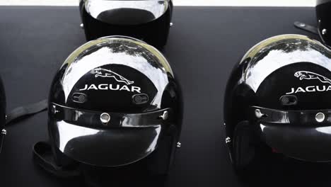 black-helmet-for-racing-cars