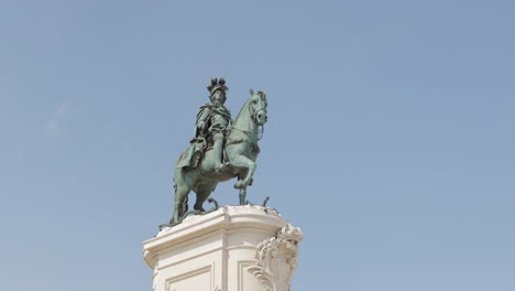 Denkmal-Von-König-José-I.,-Von-Machado-De-Castro,-Praca-Do-Comércio,-Terreiro-Do-Paco,-Lissabon-Portugal