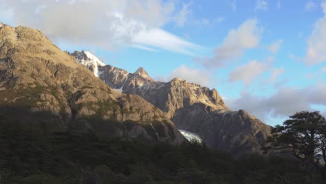 Wide-shot-of-Piedras-Blancas-glacier-and-Cerro-Electrico-in-Argentinian-Patagonia