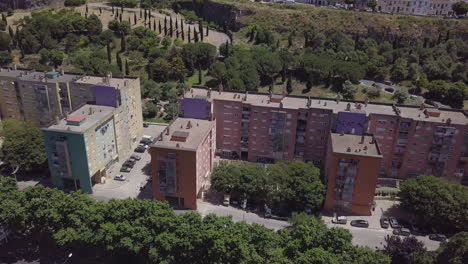 Niedrigeinkommenswohnungen-In-Casal-Ventoso,-Einem-Armenviertel-In-Lissabon,-Portugal