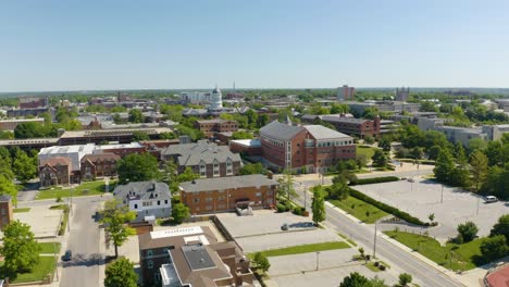 Low-Aerial-Flight-Above-University-of-Missouri-Campus