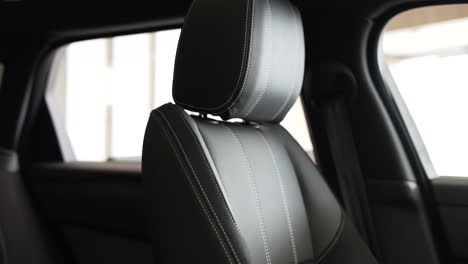 leather-driver's-seat,-in-modern-luxury-car-land-rover-velar