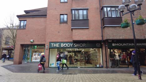 The-Body-shop-in-St-Albans-busy-shopping-street