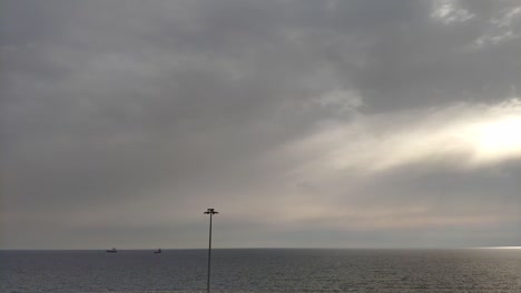 Time-lapse-of-Mediterranean-sea-and-horizon