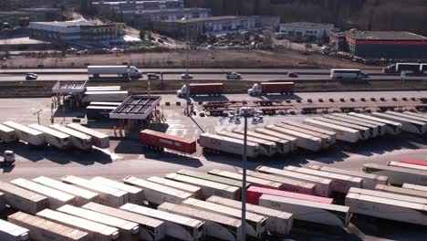 Aerial-view-of-containers-shipping-terminal-of-Vancouver-in-Canada