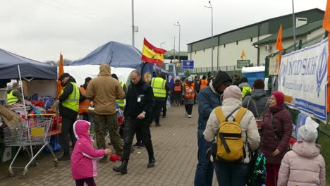 Refugees-And-Volunteers-At-The-Polish---Ukrainian-Customs-Border-Crossing