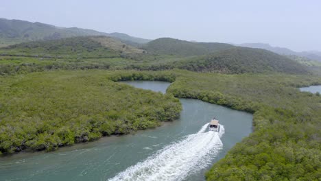 Boat-cruise-in-mangrove-forests-of-Monte-Cristi-National-Park