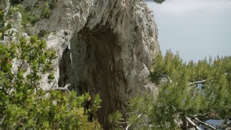 Vista-Alternativa-Del-Arco-Natural-En-Capri