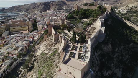 Strategic-hilltop-position-of-Caliphate-fortress,-Almeria-Alcazaba