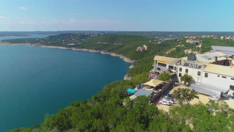 A-spectacular-view-of-Lake-Travis-with-restaurants-at-its-cliff