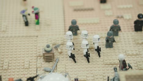 LEGO-build-with-Star-Wars-soldiers-|-SLOWMOTION