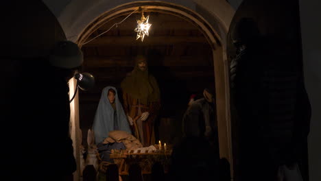 Jesus-Christ-Christmas-Manger,-Mary-and-Joseph-and-the-birth-of-Jesus-Christ-in-the-barn-stable