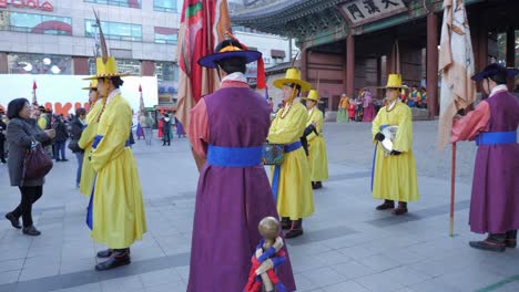Zeremonie-Des-Torwächterwechsels-Deoksugung-Palace-Seoul-Südkorea