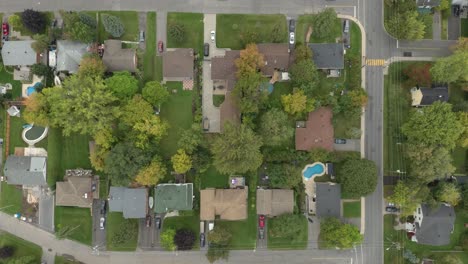 Straight-overhead-drone-shot-of-typical-American-city-residential-neighborhood
