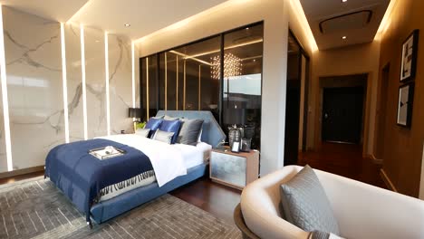 Luxus-Schlafzimmer-Suite-Dekoration-Mit-Kingsize-Bett