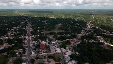 Main-plaza-of-beatiful-town-of-Izamal,-Mexico