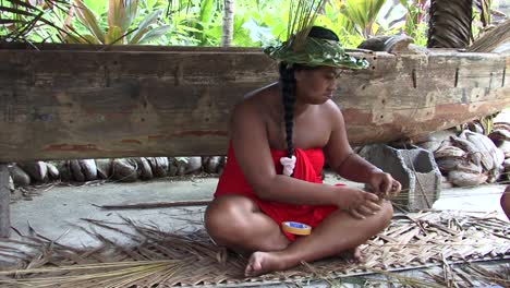 Traditionelle-Polynesische-Handwerkskunst-Und-Kultur