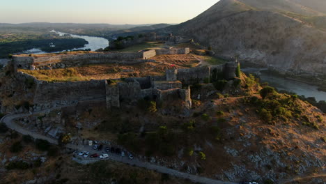 cinematic-aerial-shot-at-sunset-of-Rozafa's-Shkoder-Castle