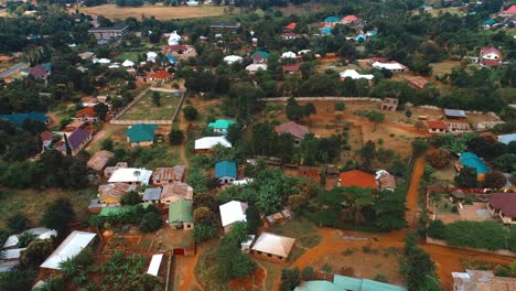 Luftaufnahme-Der-Stadt-Morogoro-In-Tansania