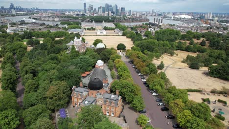 Royal-Observatory-Greenwich,-London,-Vereinigtes-Königreich,-Luftaufnahme-Einer-Drohne,-Sommer-2022