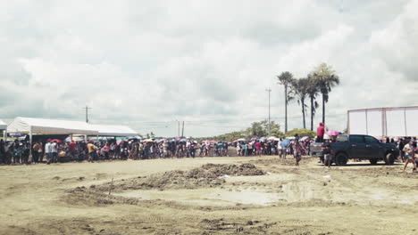 Despite-unbearable-heat,-crowds-of-the-hundreds-come-to-the-most-anticipated-motocross-competition-in-the-country