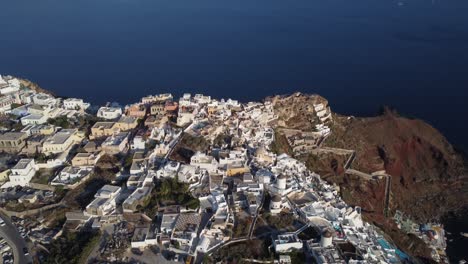 Looking-down-over-the-city-of-Oia