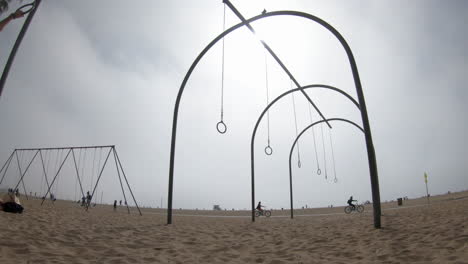 Swinging-on-the-Santa-Monica-rings