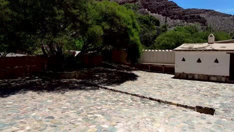 Beautiful-panoramic-view-of-the-inner-courtyard-of-the-Hornillos-Post-on-a-sunny-day