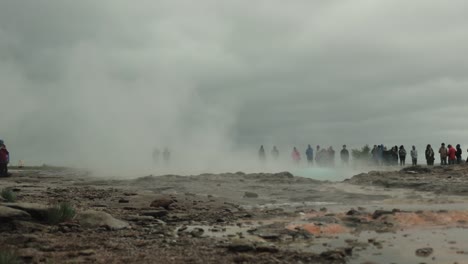 Slow-motion-eruption-of-the-Strokkur-geyser-in-Iceland