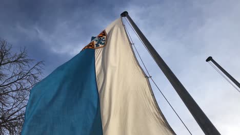 Bandera-Bávara-Ondeando-En-El-Viento