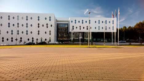 Bewegungsraffer-Der-Universitätsgebäude-Mit-Moderner-Architektur-In-Vilnius