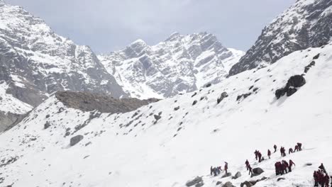 Wunderschöne-Aussicht-Auf-Die-Gipfel-Des-Himalaya