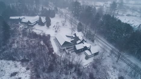 Aerial-shot-of-a-lodge-in-Rockland-Maine-USA