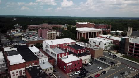 Luftaufnahmen-Von-Concord-NC-Gebäuden-Und-Der-Innenstadt
